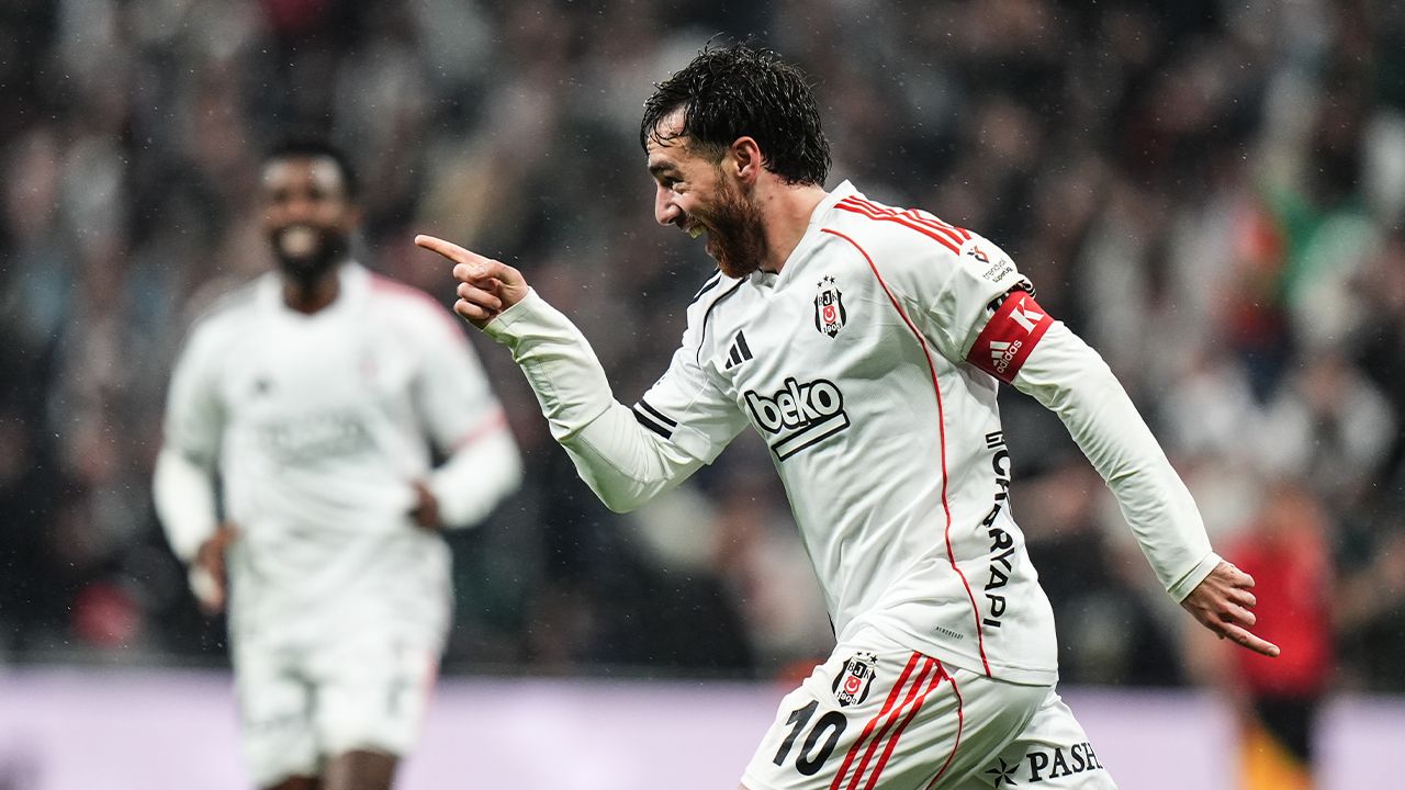 Sergen Yalçın'dan 2 futbolcuya büyük övgü 9
