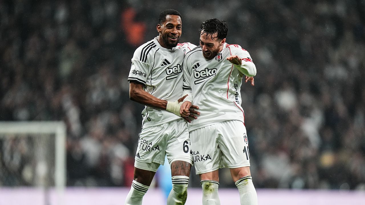 Sergen Yalçın'dan 2 futbolcuya büyük övgü 11