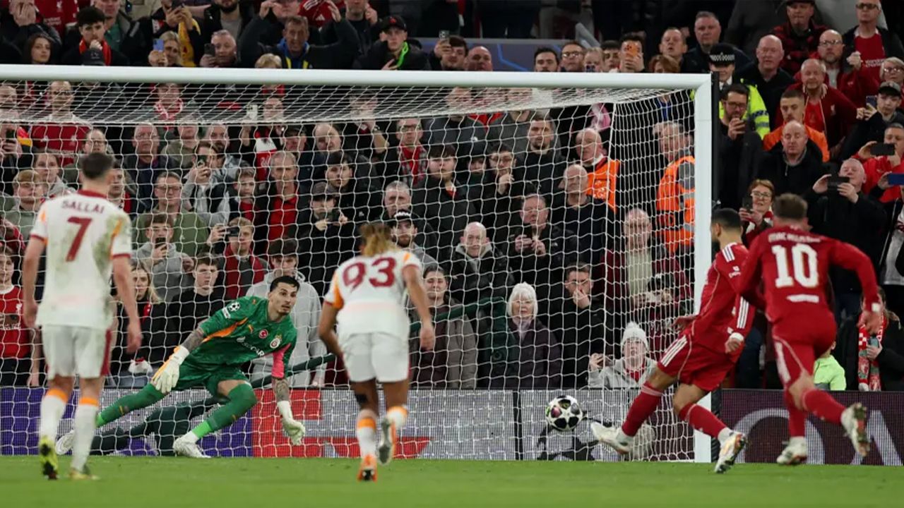 3 Premier Lig takımı Uğurcan Çakır'ı istiyor 7