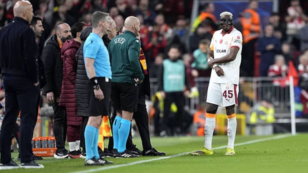 Osimhen'in oyundan çıkmak istememesinin önemli bir nedeni var 6