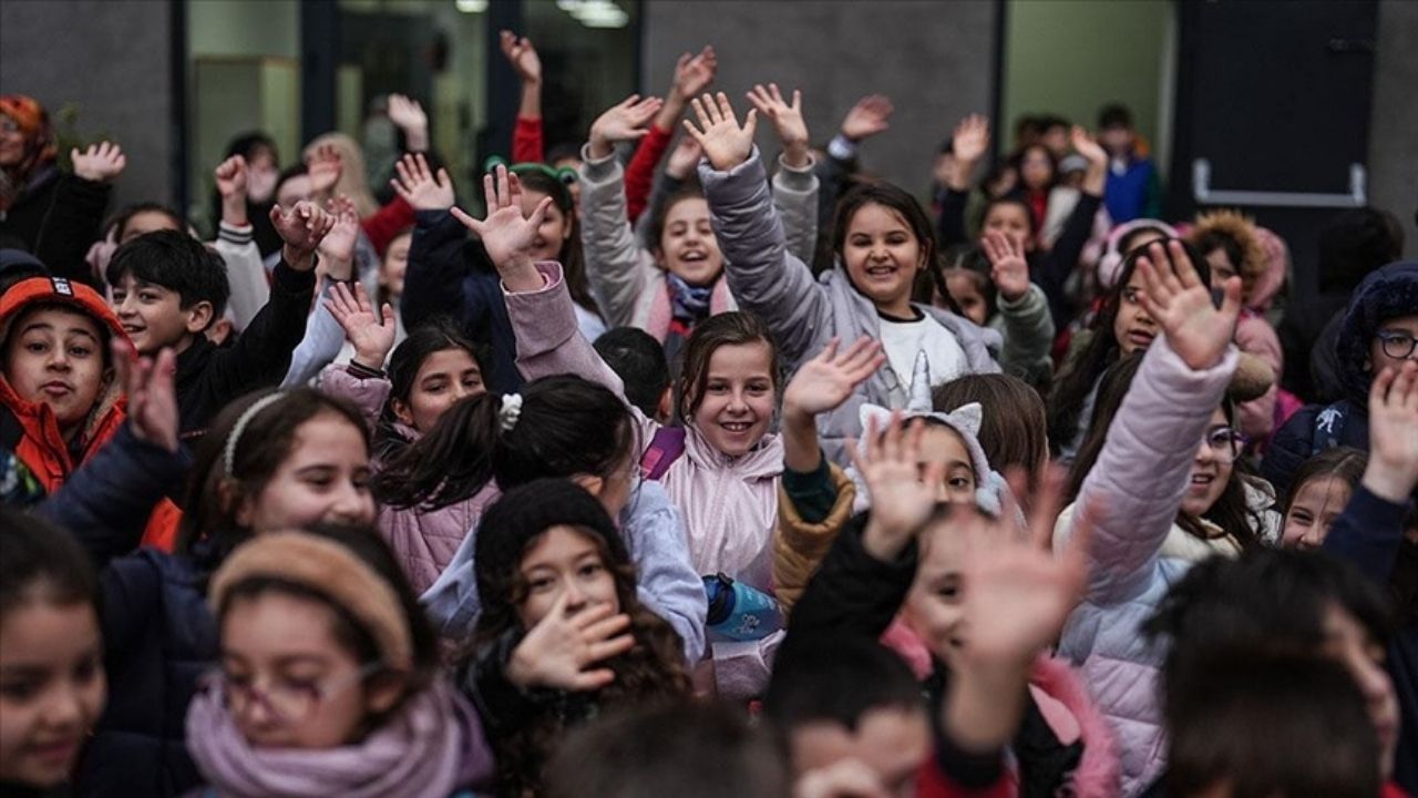 OKULLAR NE ZAMAN KAPANIYOR? Yaz tatili ne zaman başlayacak? MEB tatil takvimi! 4
