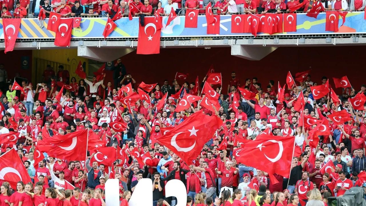 Montella'nın Romanya maçında düşündüğü ilk 11 1