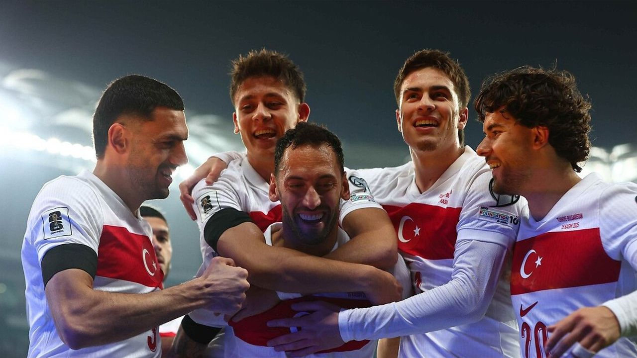 Montella'nın Romanya maçında düşündüğü ilk 11 2