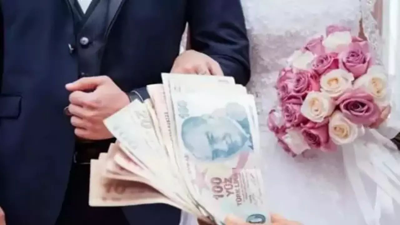 Evlenecek gençlere dev destek! 2 yıl ödemesiz, faizsiz evlilik kredisi! Başvuru şartları belli oldu... 3