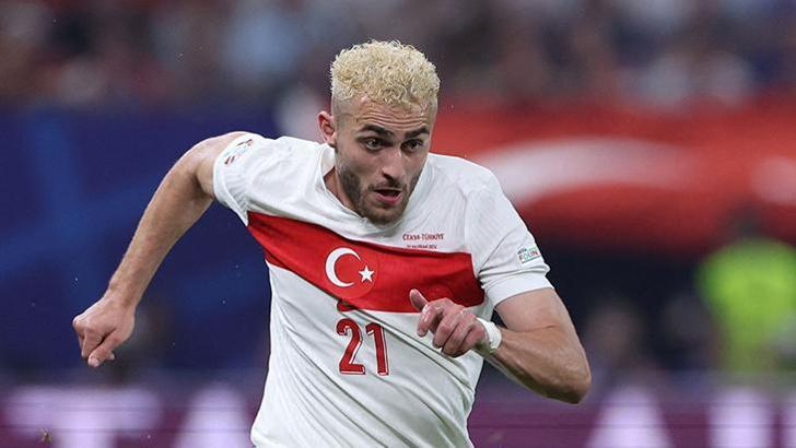 Türkiye-Romanya maçının ilk 11'leri 16
