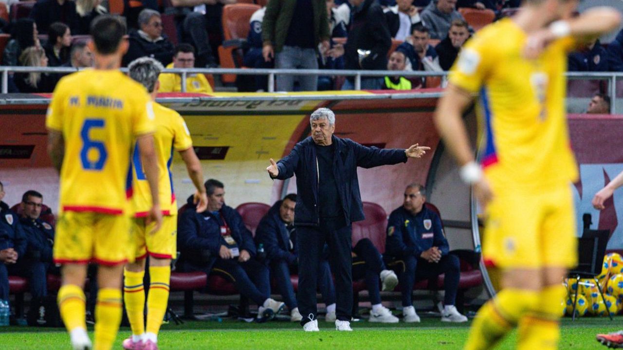 Türkiye-Romanya maçının ilk 11'leri 19