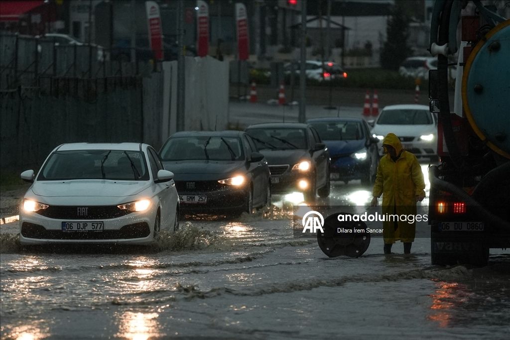 Meteoroloji açıkladı: 34 ilde sağanak, 6 ilde kar bekleniyor! 11