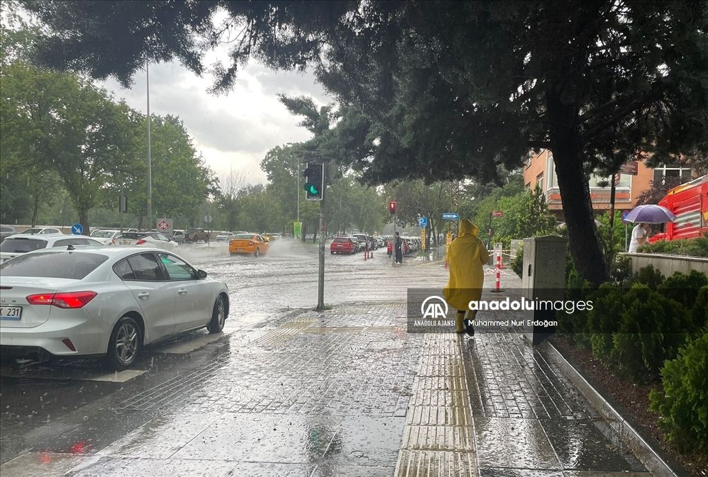 Meteoroloji açıkladı: 34 ilde sağanak, 6 ilde kar bekleniyor! 22