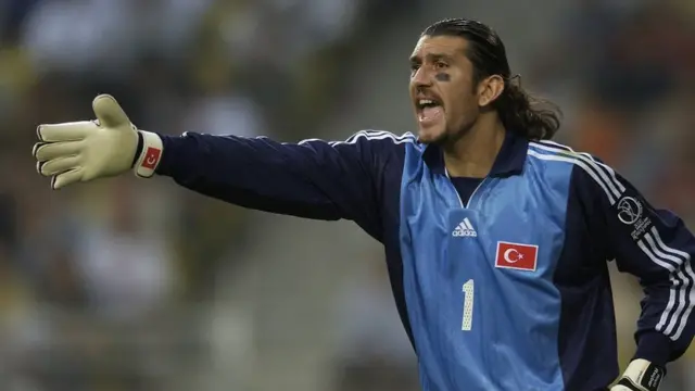 2002 Dünya Kupası'ndan akılda kalan kareler 8