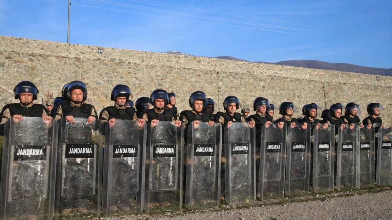 "Boralar" operasyonlara zorlu eğitimle hazırlanıyor 2