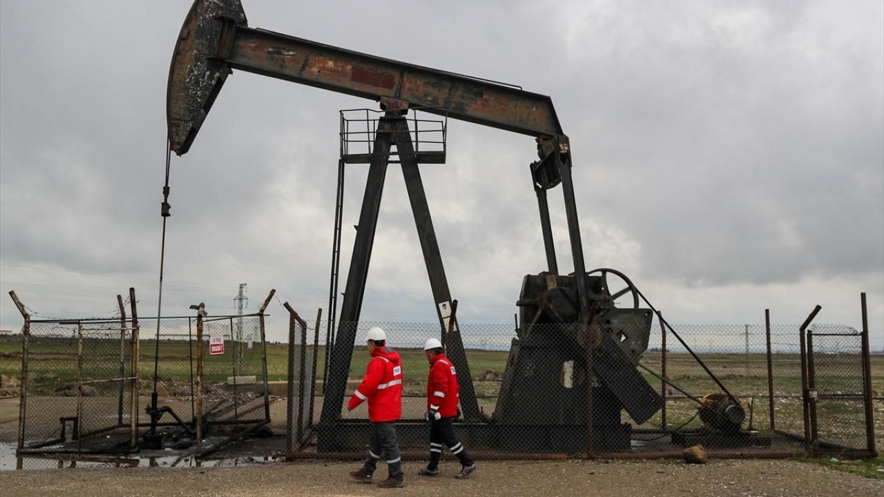 Diyarbakır'da günlük petrol üretiminin 20 bin varile çıkarılması hedefleniyor 7