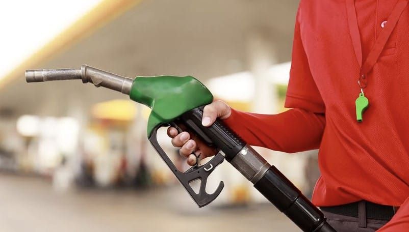 Akaryakıt fiyatlarında gerileme! Motorine indirim geliyor: İşte son fiyatı... 3