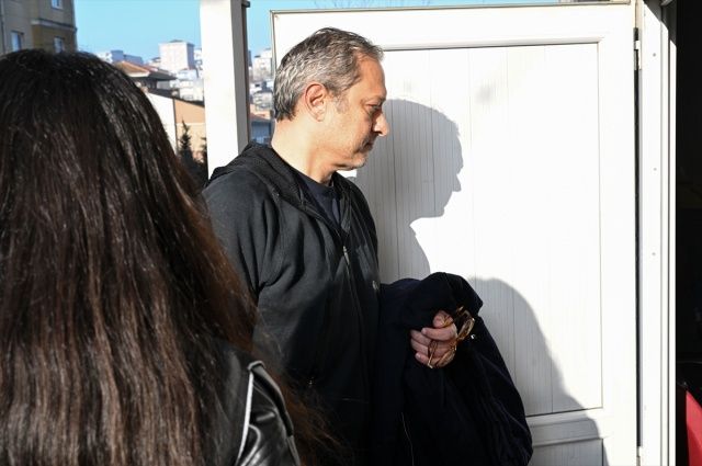Fikret Orman, Burak Elmas, Hakan Sabancı ve Didem Soydan... Uyuşturucu soruşturmasında gözaltına alınan ünlüler adliyede ilk kez görüntülendi! 7
