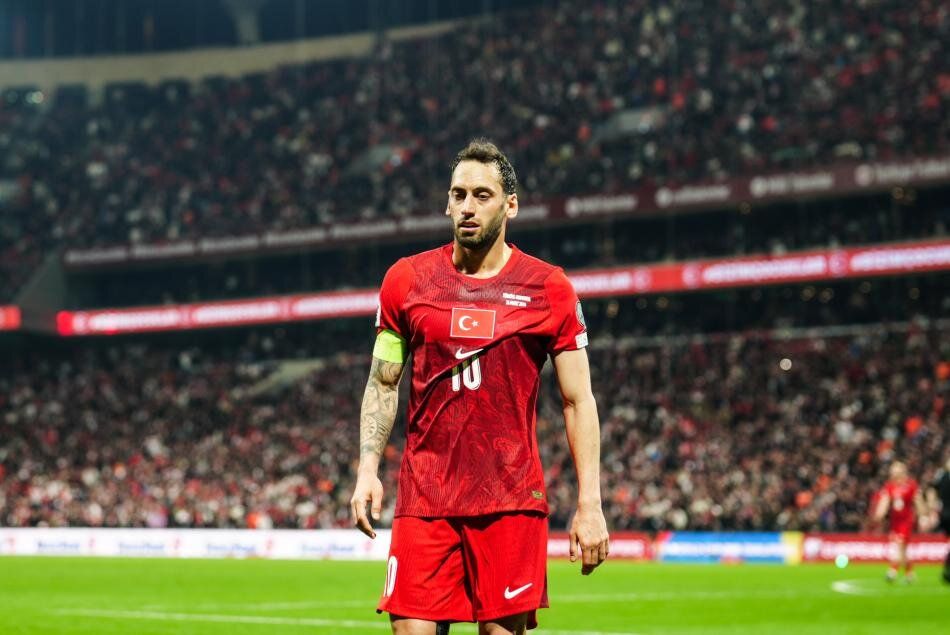 Galatasaray'ın Hakan Çalhanoğlu için ödeyeceği bonservis bedeli belli oldu 1
