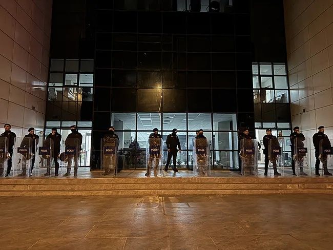 Marmaris Belediyesi'nde rüşvet depremi: 400 bin dolarla suçüstü yakalandı! Belediye Başkanı'nın sözleri şoke etti 4
