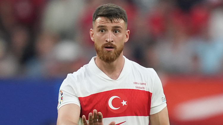 Salih Özcan'ın menajeri transfer görüşmesi için İstanbul'a geliyor 7