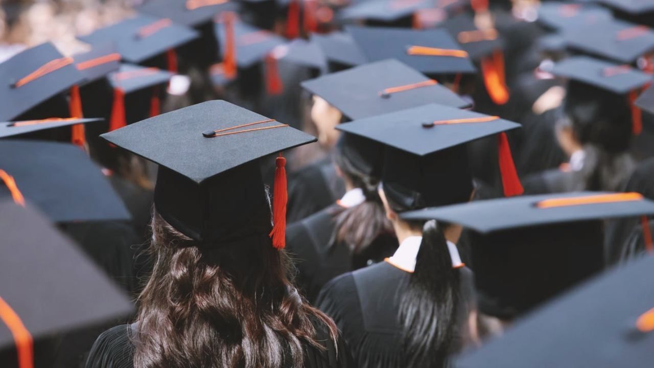 Boğaziçi'ni, Koç'u, İTÜ'yü geride bıraktı! İşte Türkiye’nin en iyi üniversitesi 9