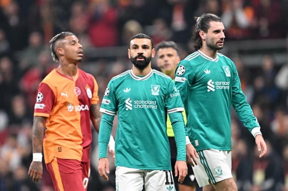 Galatasaray'dan tarihe geçecek transfer operasyonu! Dursun Özbek Premier Lig tarihine geçen iki yıldızı almaya gidiyor 8