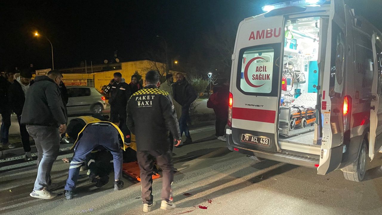 Yer Karaman: Hafif ticari araç üniversite öğrencisine çarptı: 3 yaralı 3