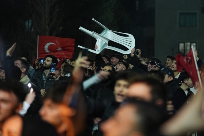 Kosova-Türkiye maçı sonrası vatandaşlar sokaklarda kutlama yaptı 12