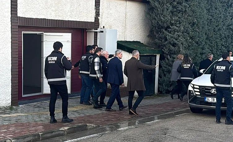 Bursa'da rüşvetin adı "pasta kutusu" oldu! Gözaltına alındığı villa bile rüşvetle alınmış... Mustafa Bozbey dosyasındaki tüm kirli pazarlıkları müteahhitler anlattı! 10