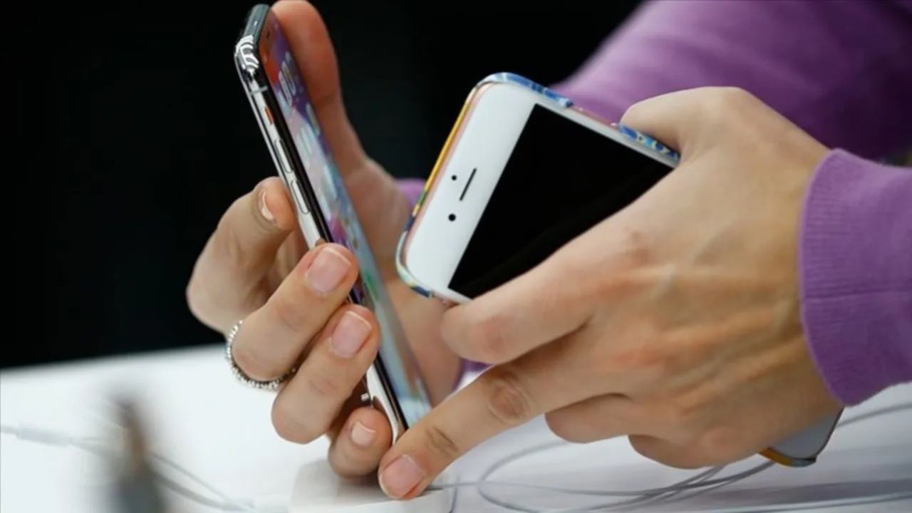 Herkesi ilgilendiriyor! BTK zamlı fiyatları duyurdu: Cep telefonu tarifelerine zam geldi 6