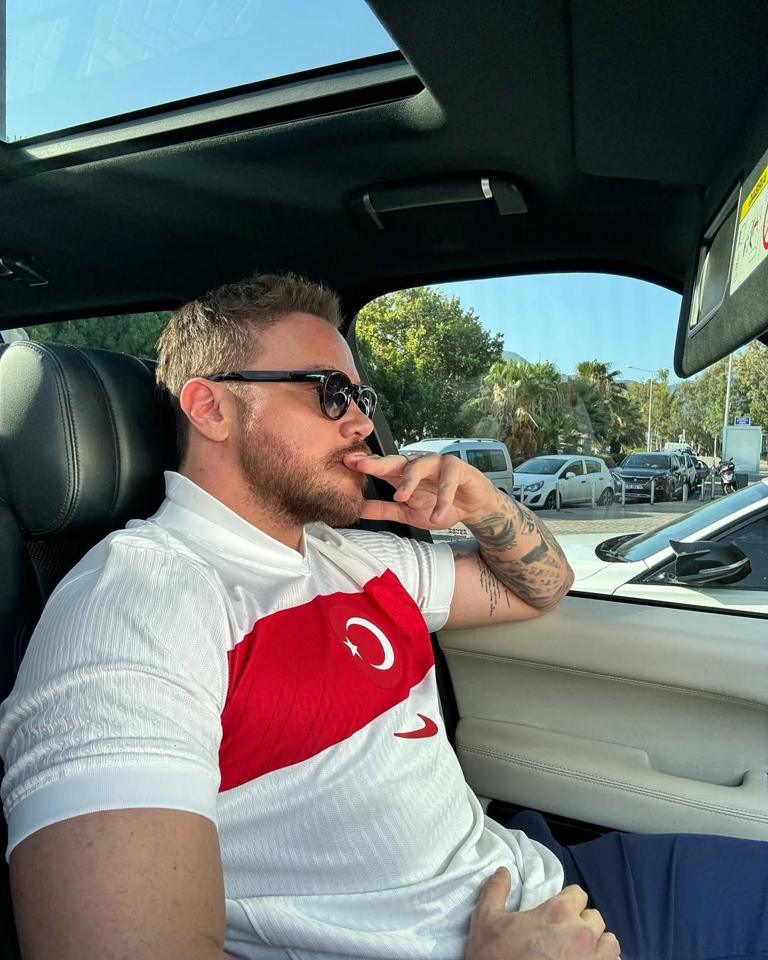 Marş savaşları başladı! Milli Takım'ın Dünya Kupası marşını kim yapacak? Sinan Akçıl ve Rafet El Roman hazırlığa başladı... 5