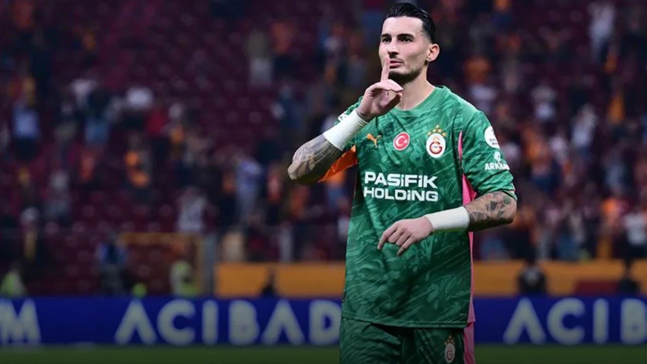 Trabzonspor taraftarı Uğurcan için dolar bastırdı 2