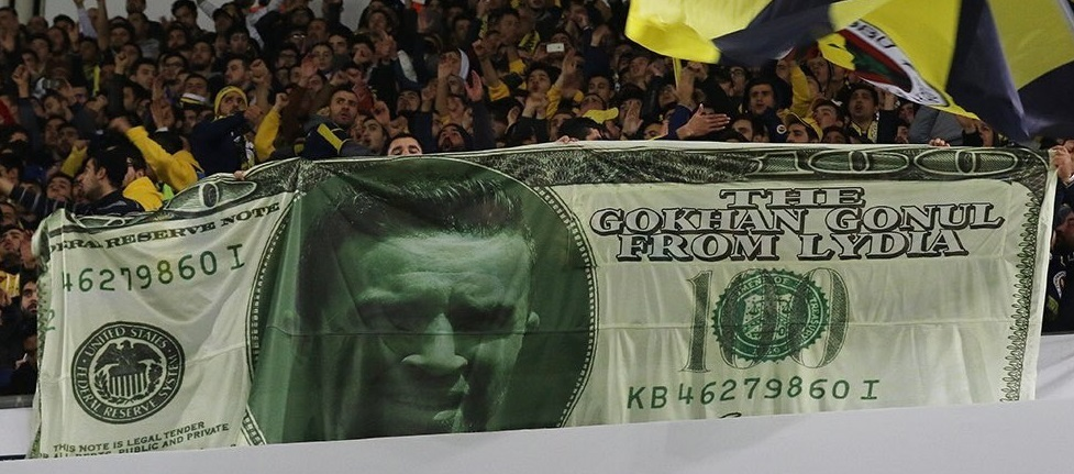 Trabzonspor taraftarı Uğurcan için dolar bastırdı 9