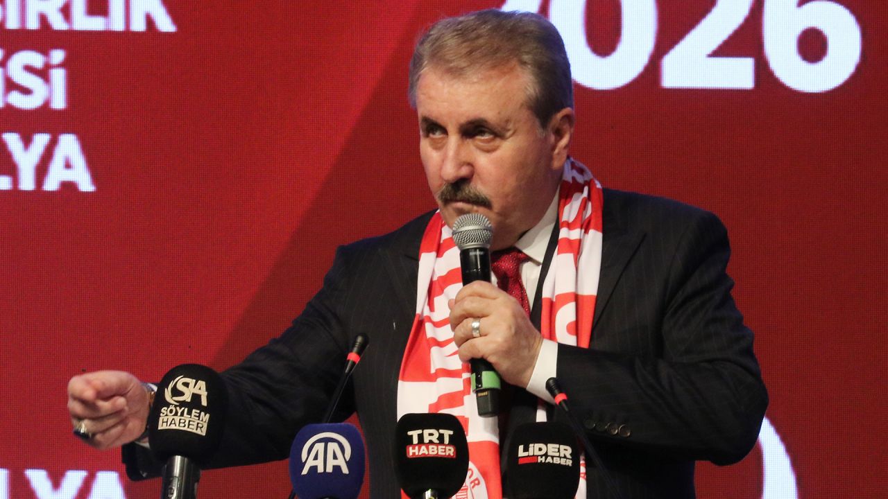 Büyük Birlik Partisi (BBP) Genel Başkanı Mustafa Destici'den savunma sanayi vurgusu: "Amerika'da olan bizde de olacak" 5