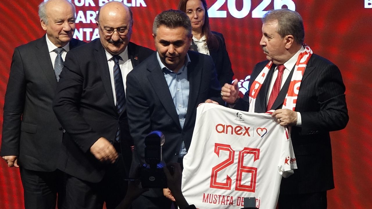 Büyük Birlik Partisi (BBP) Genel Başkanı Mustafa Destici'den savunma sanayi vurgusu: "Amerika'da olan bizde de olacak" 7