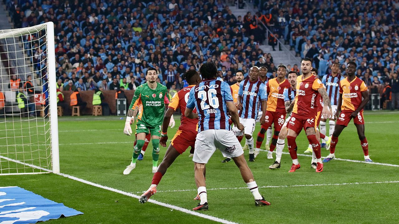 Derbinin hakemi Cihan Aydın'a eleştiri: "Eyyamcılık yaptı" 4