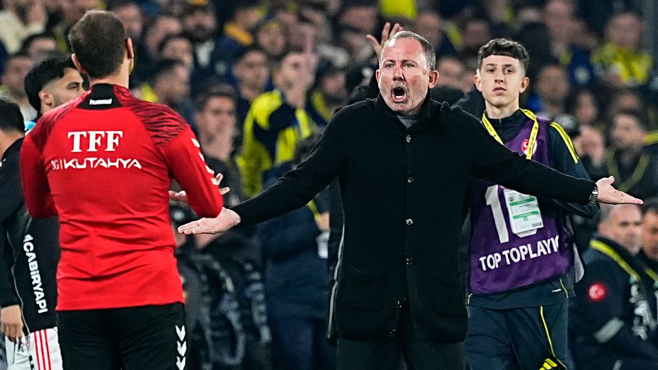 Sergen Yalçın'dan penaltı isyanı: "Emeğimizi çaldılar" 8