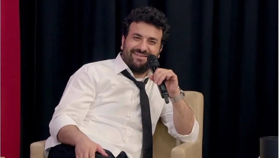 Hasan Can Kaya ve Duygu Karabaş nişanlandı! İlk yüzüklü kare geldi... 1