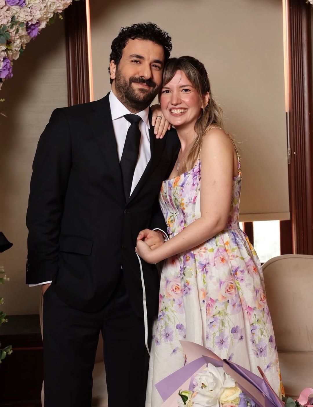 Hasan Can Kaya ve Duygu Karabaş nişanlandı! İlk yüzüklü kare geldi... 5