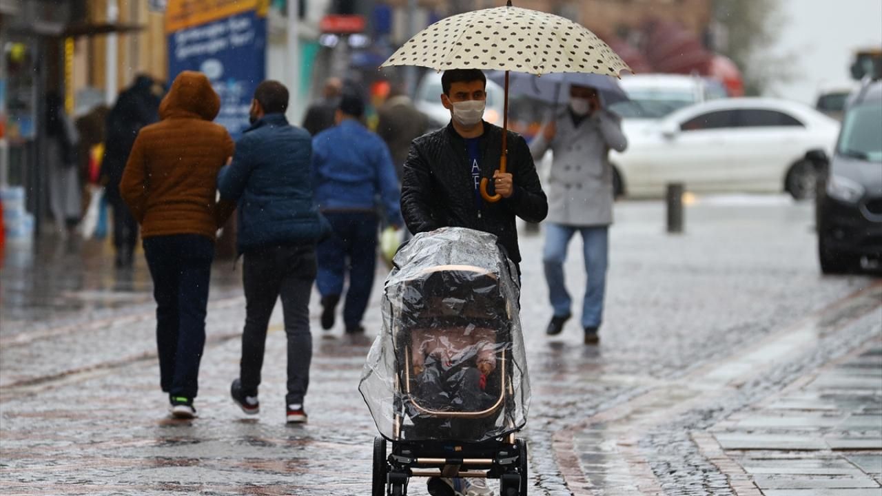 Sağanak alarmı! Meteorolojiden uyarı geldi: 56 ilde etkili olacak 18