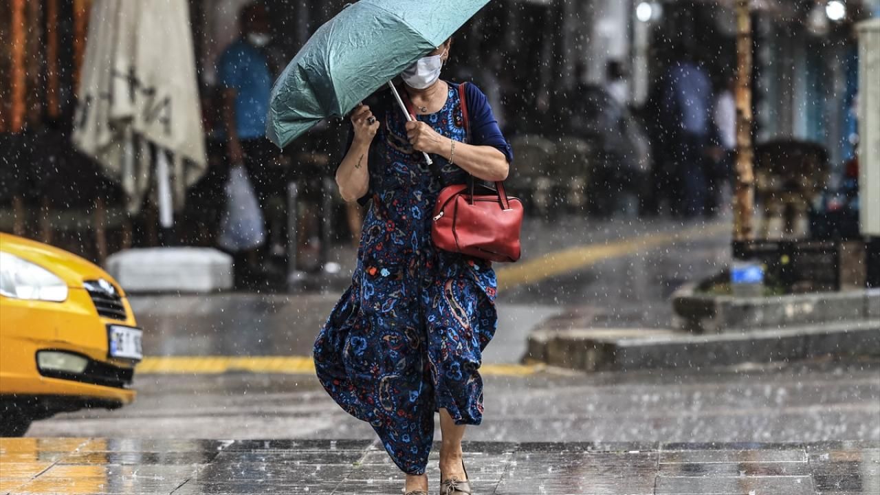 Sağanak alarmı! Meteorolojiden uyarı geldi: 56 ilde etkili olacak 4