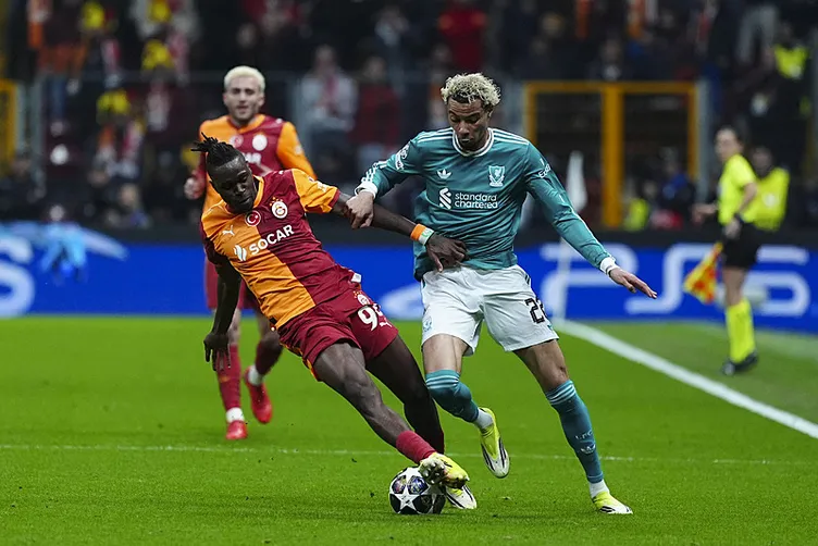 Napoli, Galatasaraylı futbolcunun peşinde 9