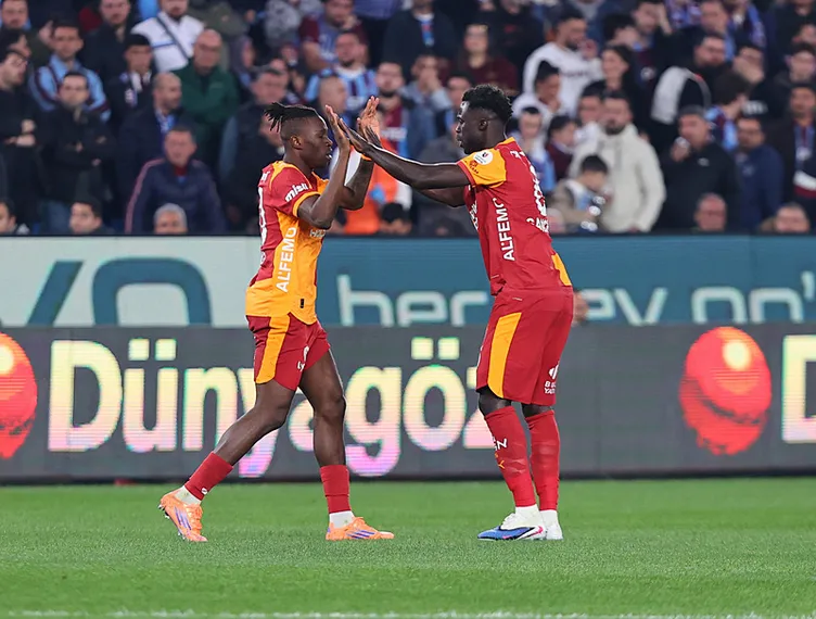 Napoli, Galatasaraylı futbolcunun peşinde 4