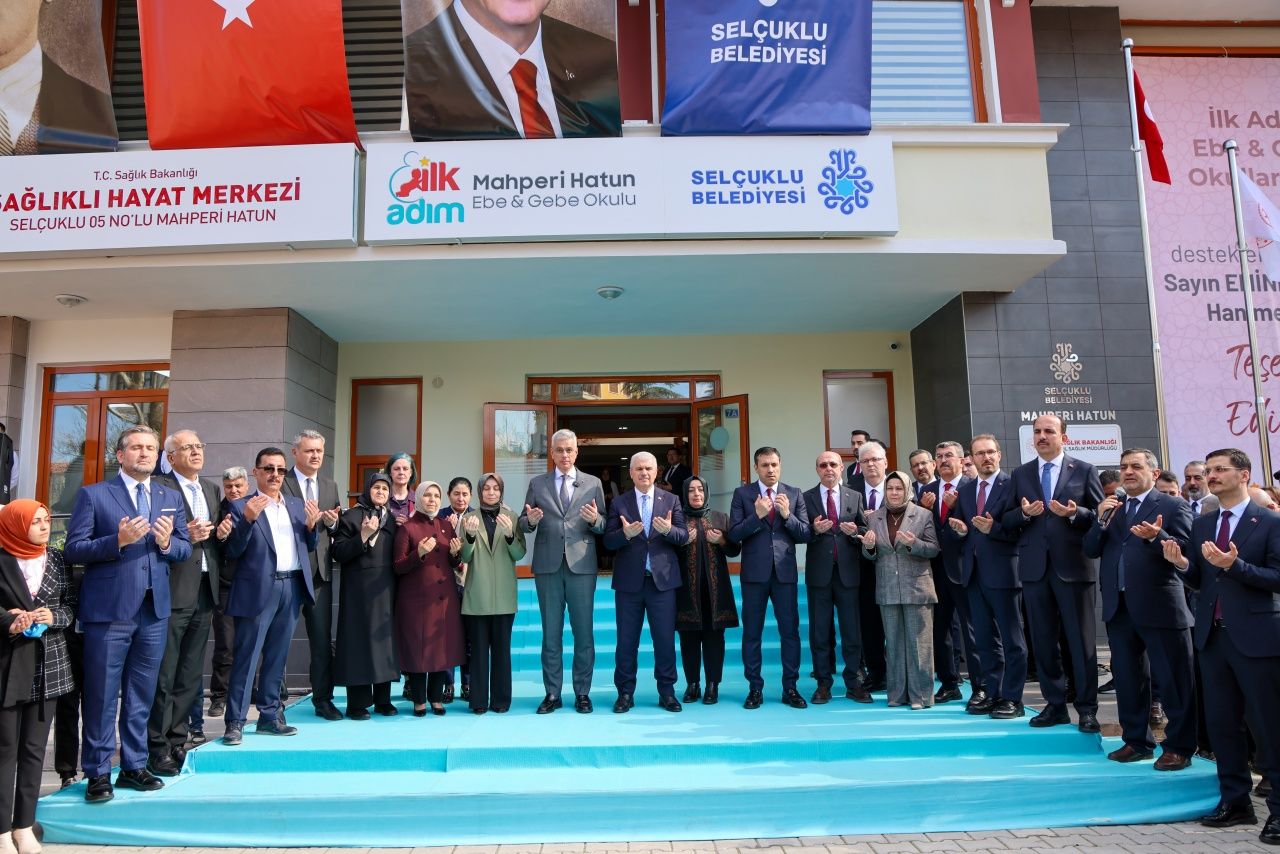 Konya Selçuklu Belediyesi'nden Dünya Sağlık Günü’nde anlamlı iki açılış! Ebe Gebe Okulu ve Toplum Ruh Sağlığı Merkezi hizmete açıldı 1