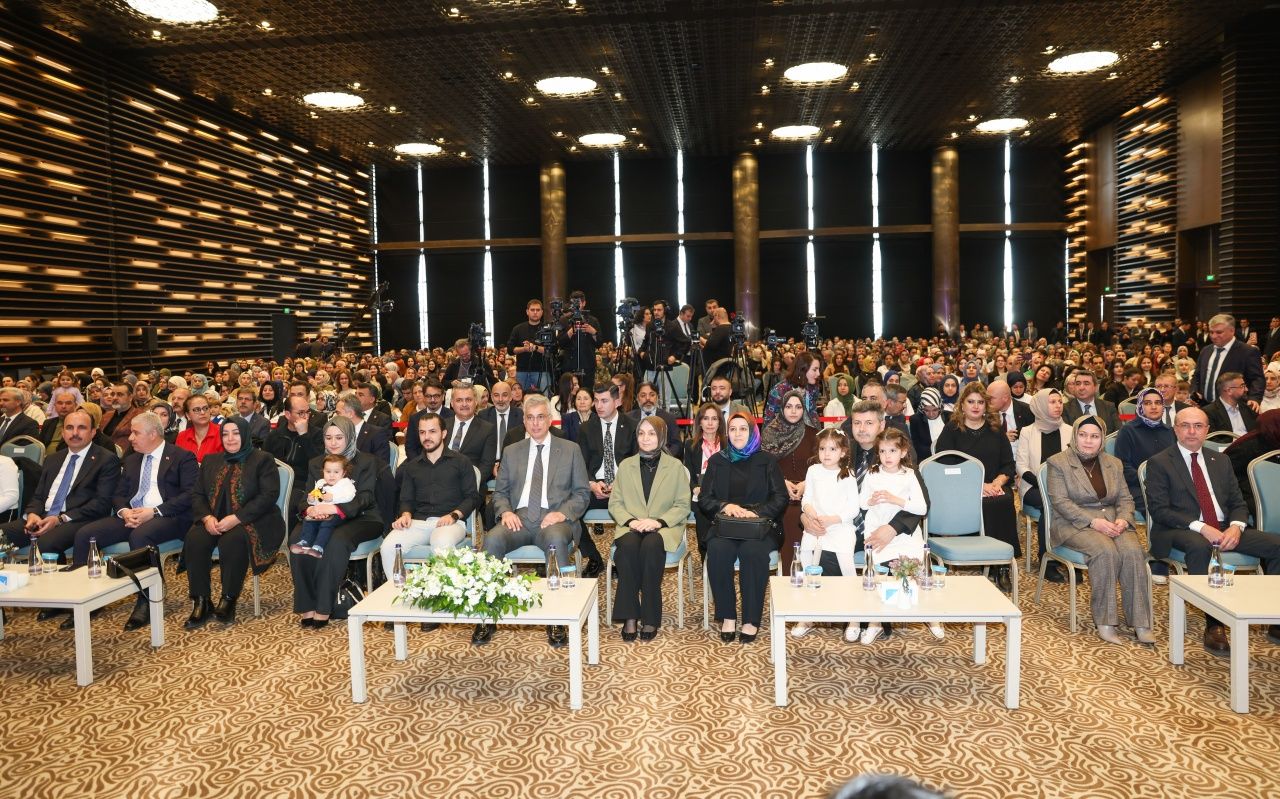 Konya Selçuklu Belediyesi'nden Dünya Sağlık Günü’nde anlamlı iki açılış! Ebe Gebe Okulu ve Toplum Ruh Sağlığı Merkezi hizmete açıldı 6
