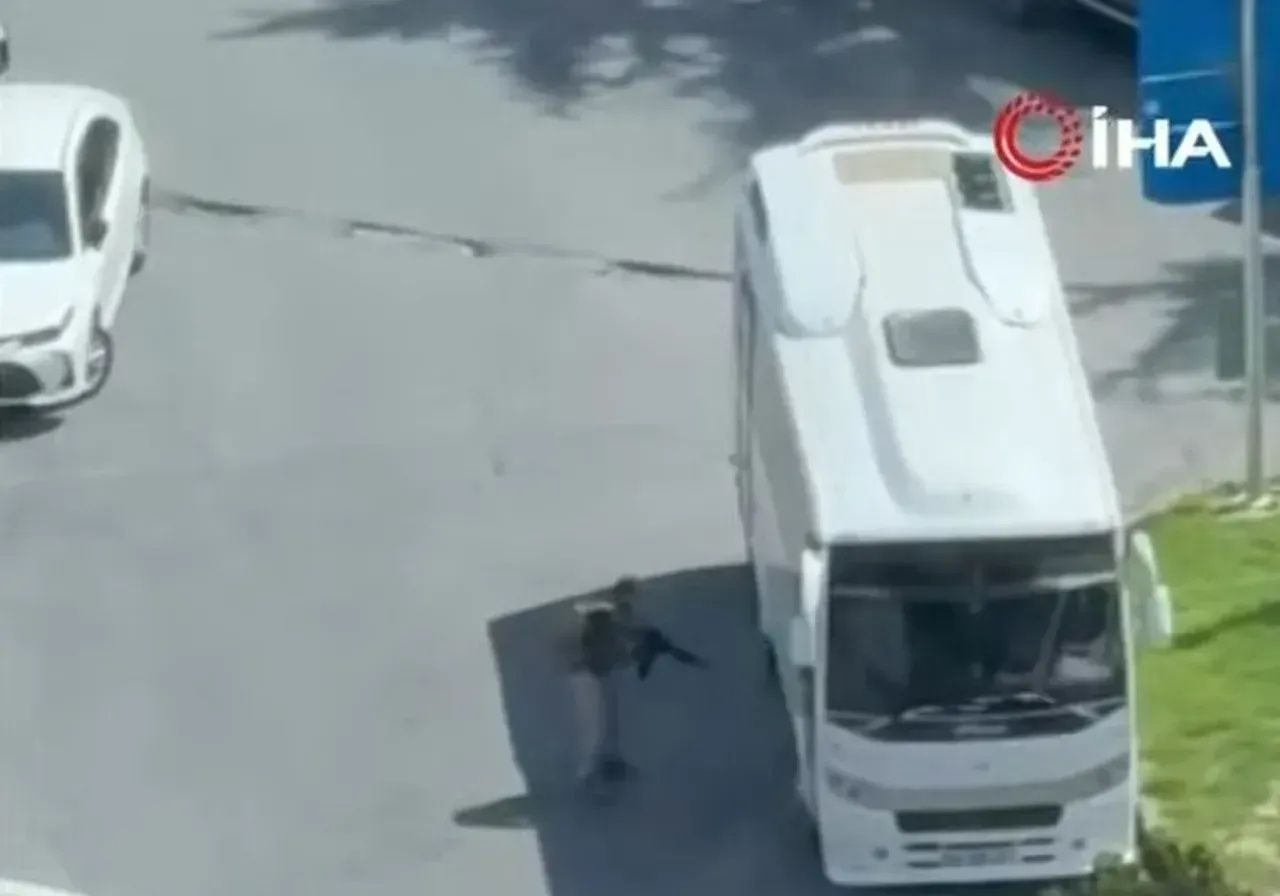 İsrail Konsolosluğu saldırısında teröristlerin hain planı deşifre oldu: İzmit'ten gelip defalarca keşif yapmışlar, eşi bile biliyormuş! 3