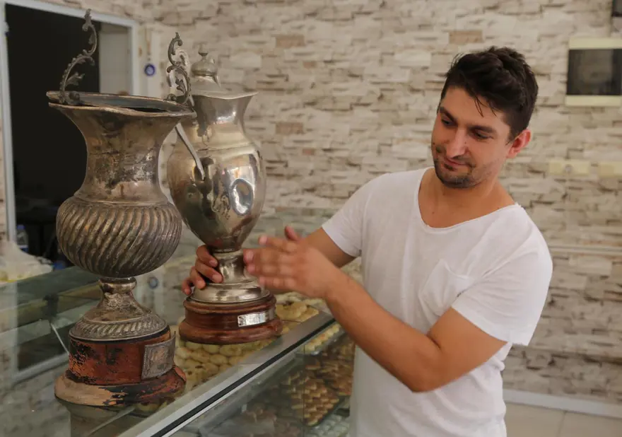 Kupaları saksı olarak kullanılan kulüp 13