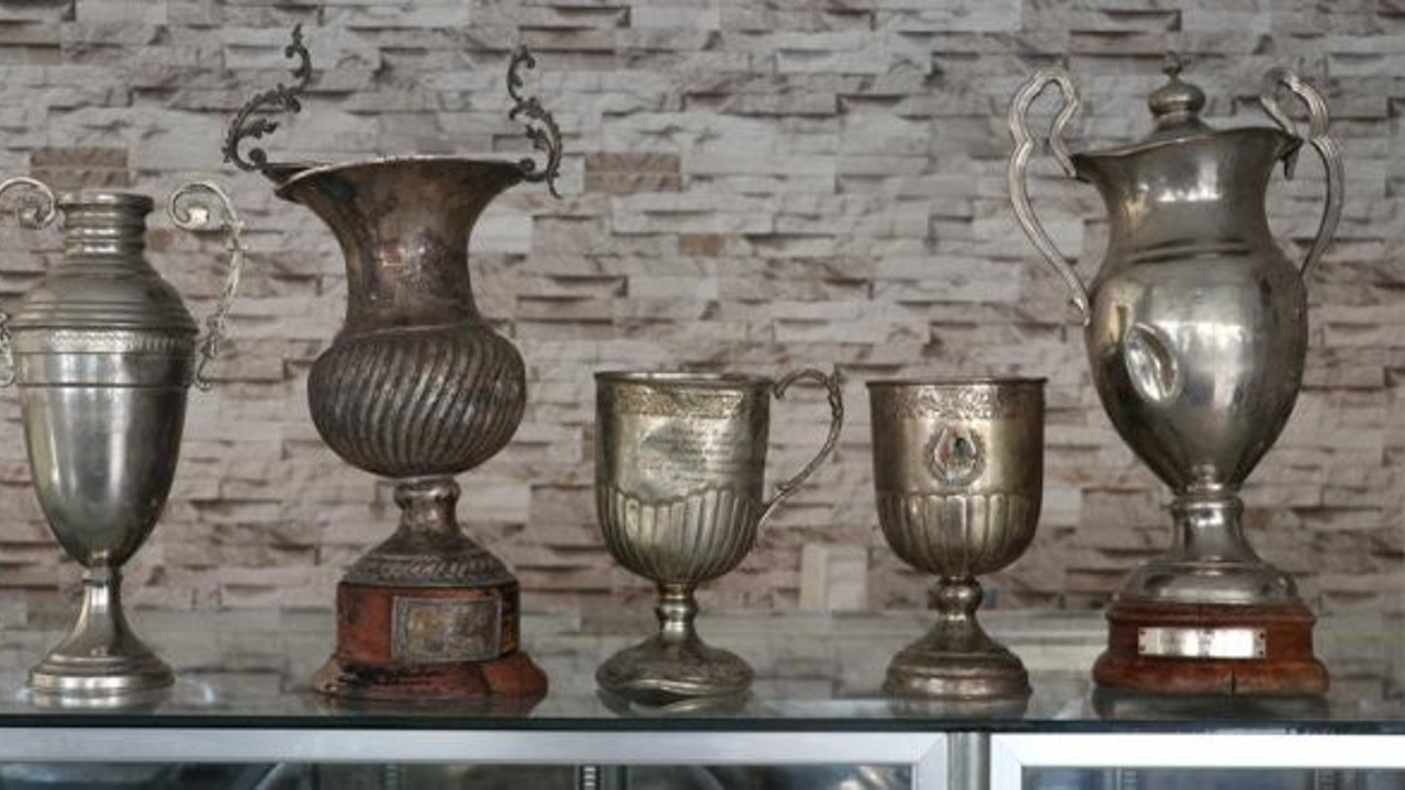 Kupaları saksı olarak kullanılan kulüp 3