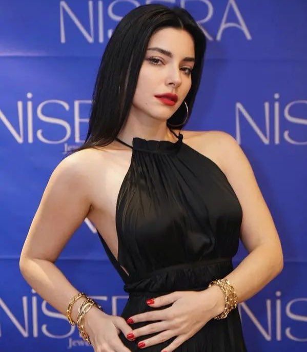 Merve Boluğur'dan Adriana Lima kıyası! Ben ondan daha güzelim 1
