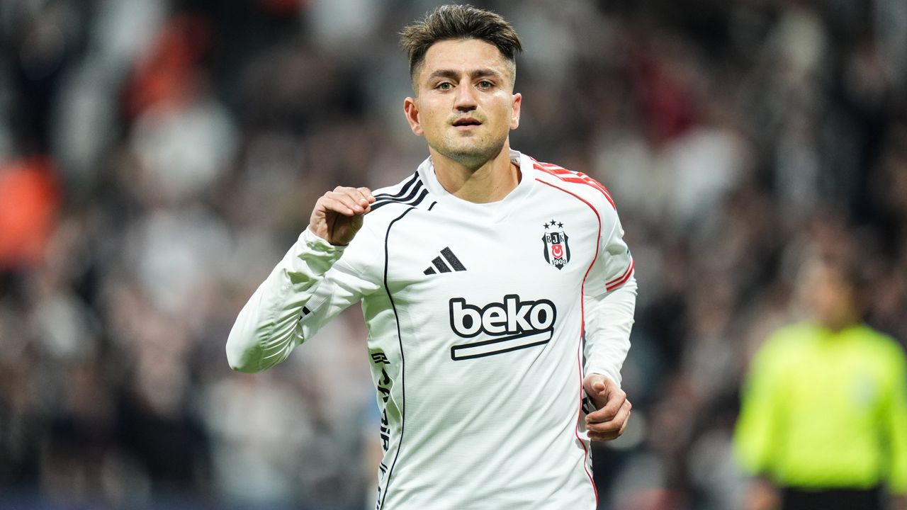 Sergen Yalçın tüm ipleri kopardı! Beşiktaş'ta tarihe geçecek harekat: 23 futbolcuyla yollar ayrılacak 13