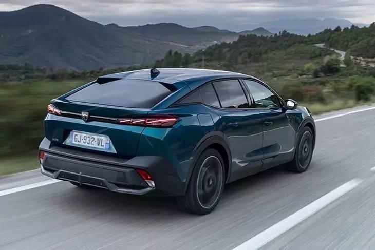 Otomobil alacaklar dikkat! İşte Nisan 2026 Volkswagen, Fiat ve Peugeot fiyat listesi 17