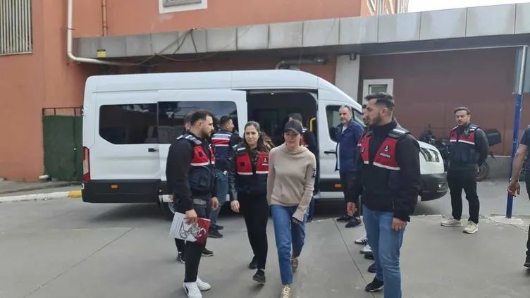 Ersay Üner'in milyonluk paniği... Magazin dünyasında şok ifadeler peş peşe geldi! "Uyuşturucuyu Tarlabaşı'ndan aldım" 4
