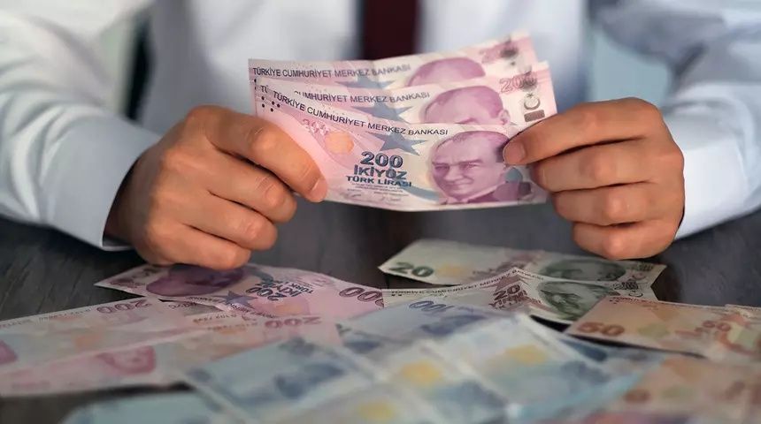 Vekillere maaş kesintisi yolda! AK Parti'den yeni iç tüzük hamlesi: 3 ay kriteri geliyor... 3