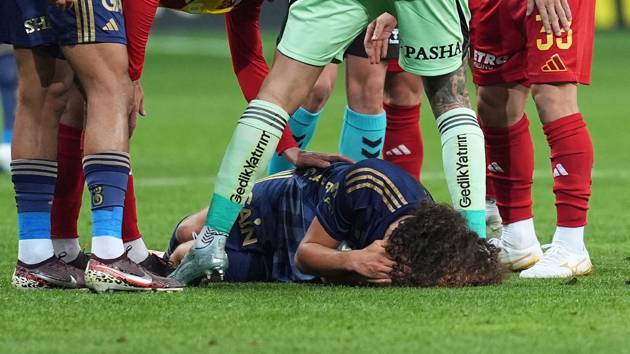 "Fenerbahçe rezil bir proje hakemine rağmen kazandı" 10